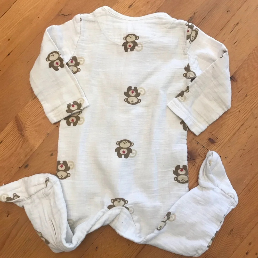 🍼 Aden Zippered One Piece